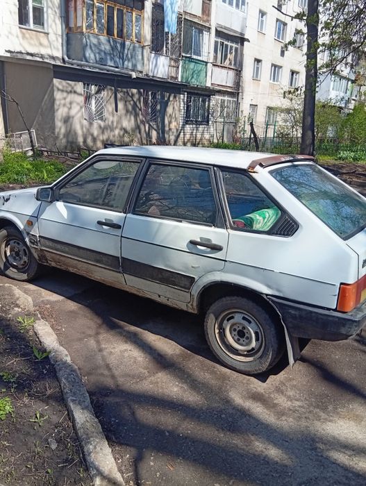 Продам девятку недорого