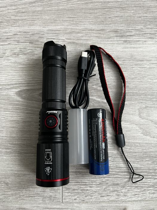 Продам ліхтарик Alonefire