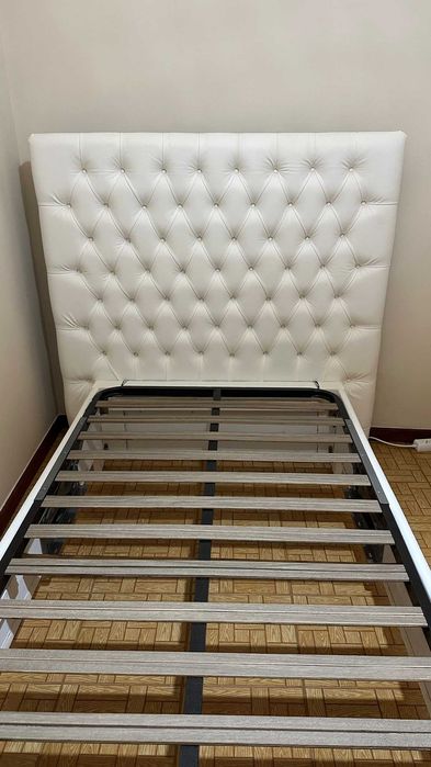 Mobília cama de solteiro