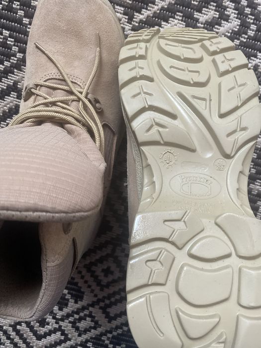 Берці.      протектор         41