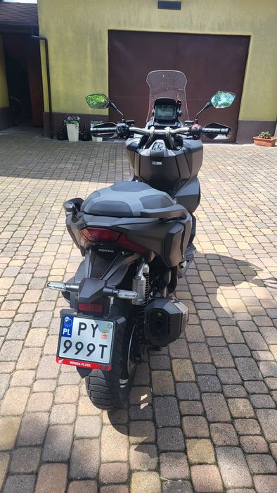 Honda ADV 350  stan idealny mały przebieg
