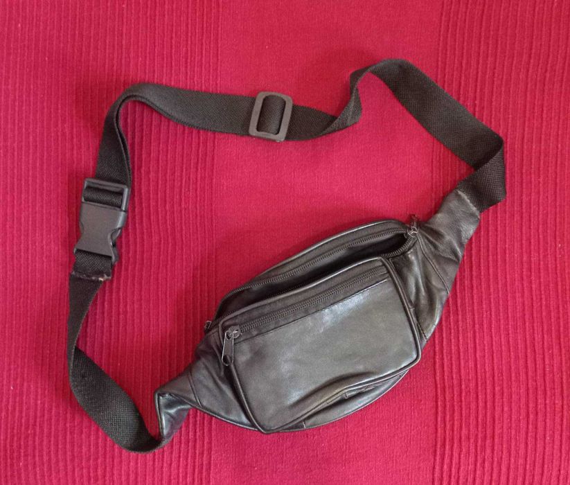 Мужская барсетка, бананка на пояс из натуральной кожи.