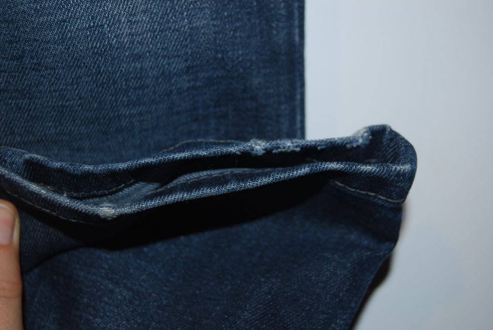 Spodnie Hugo Boss M