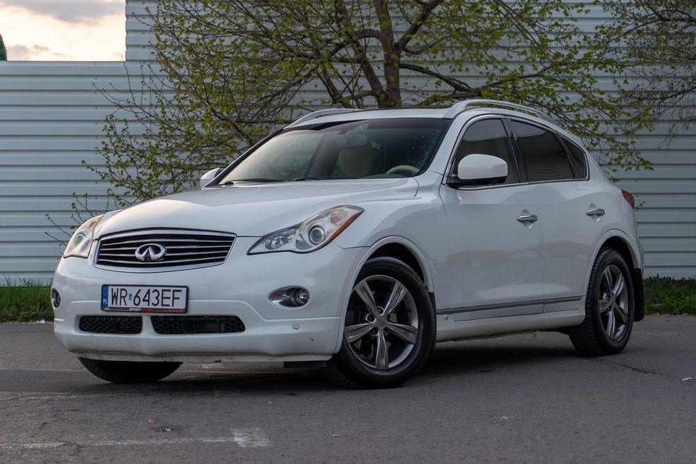 Infiniti EX