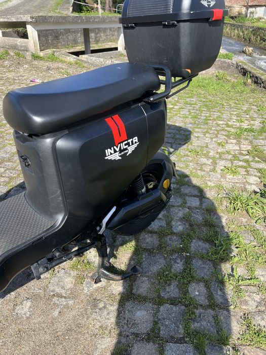 Vendo ou troco mota eletrica