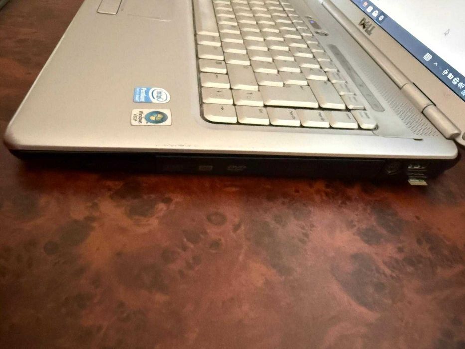 Portátil Dell Inspiron 1525 – Ideal para Tarefas Simples / Escritório / Navegação