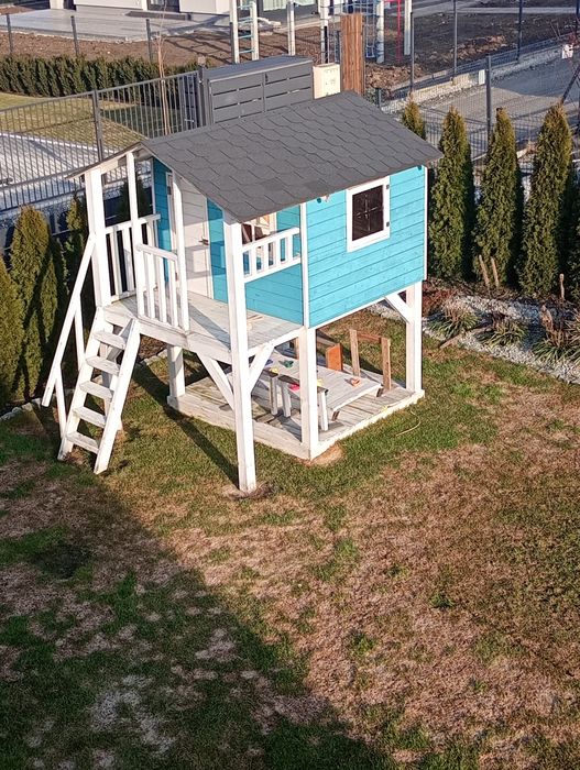 Domek dla dzieci z piaskownica -  rezerwacja