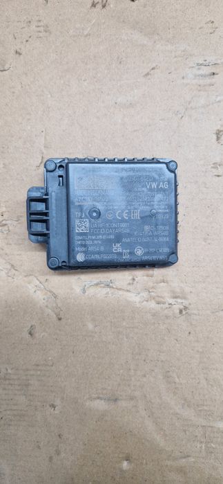 Radar distronic sensor 2q0907.561j
