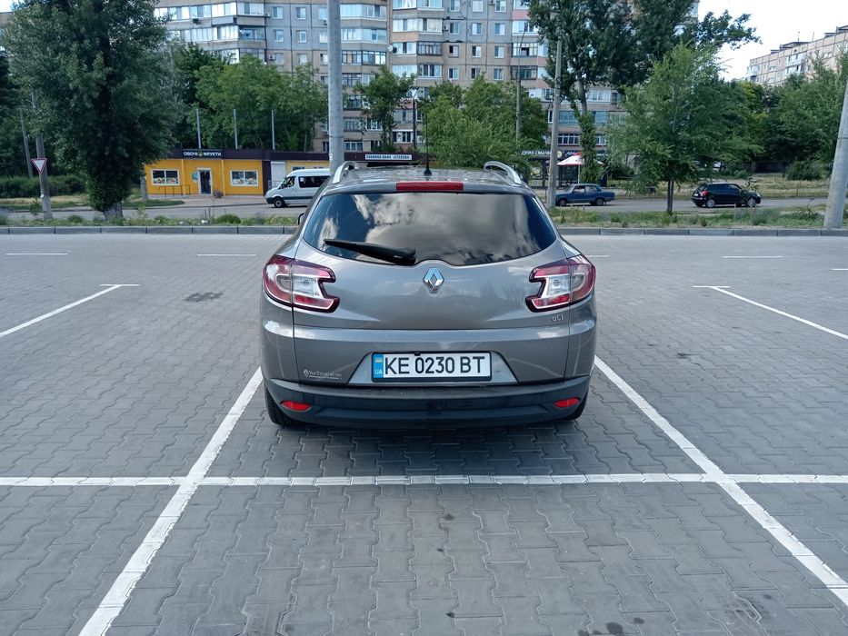 Авто Рено меган 3