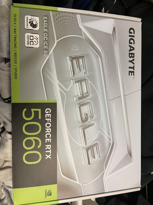 Karta graficzna GIGABYTE GeForce RTX 5060 Eagle OC Ice 8GB GDDR7 DLSS4