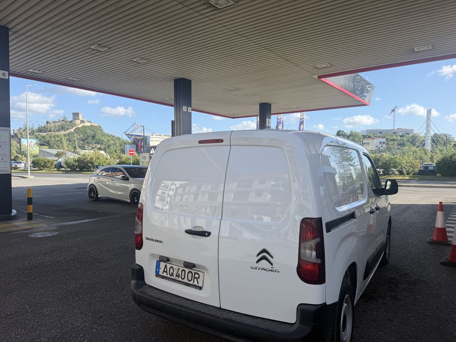Citroen Berlingo 2022 1.5 HDI 102 cv Nacional c/ Iva no Preço