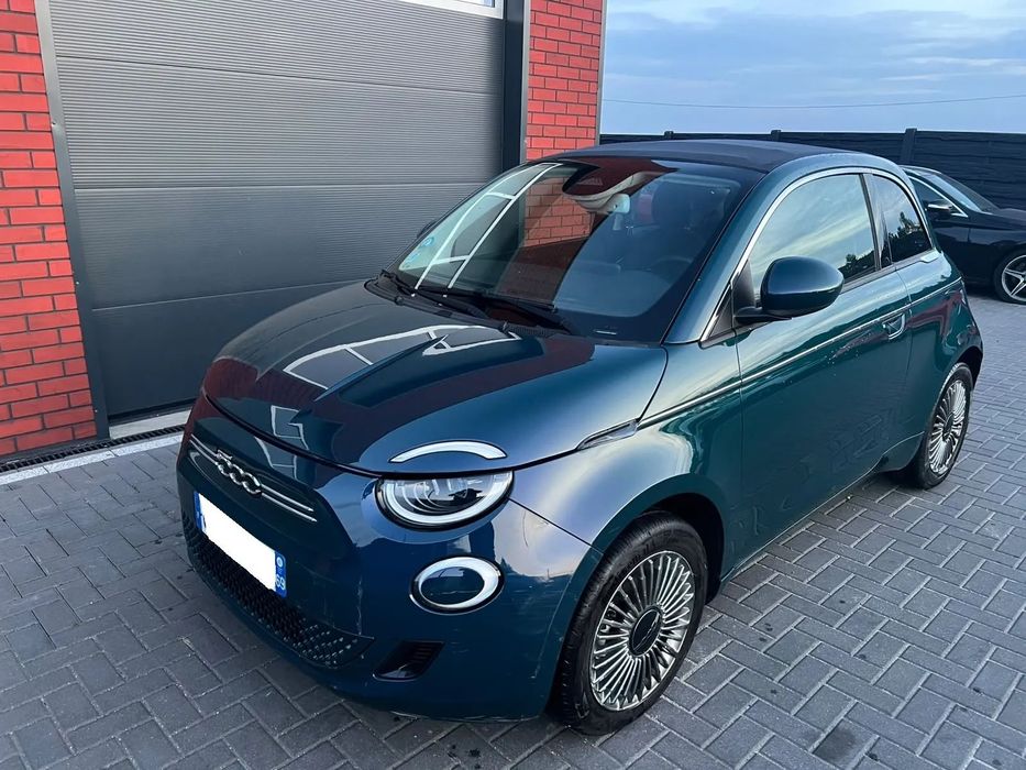 Fiat 500e * Tylko 11.700km ! * 2023 * CABRIO * Tablet, LED * 100% ELEKTRYCZNY