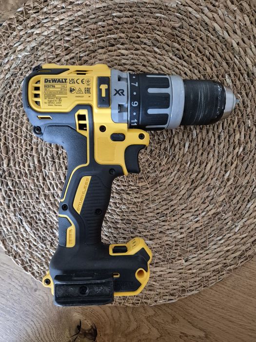 DeWALT DCD796 wkrętarko wiertarka
