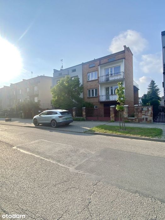 Dom w zabudowie bliźniaczej – Radom, Idalin