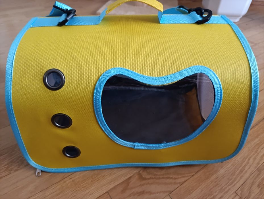 Продам нову  котячу переноску