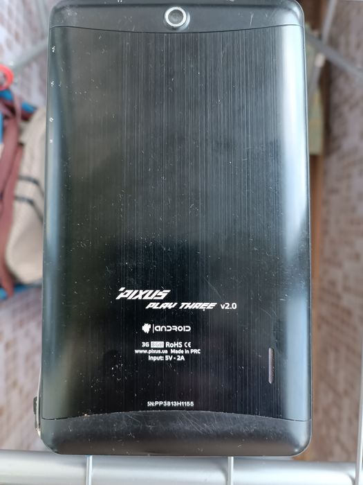 Продам Планшет-телефон Pixus Play Three v4.0 3G под восстановление.