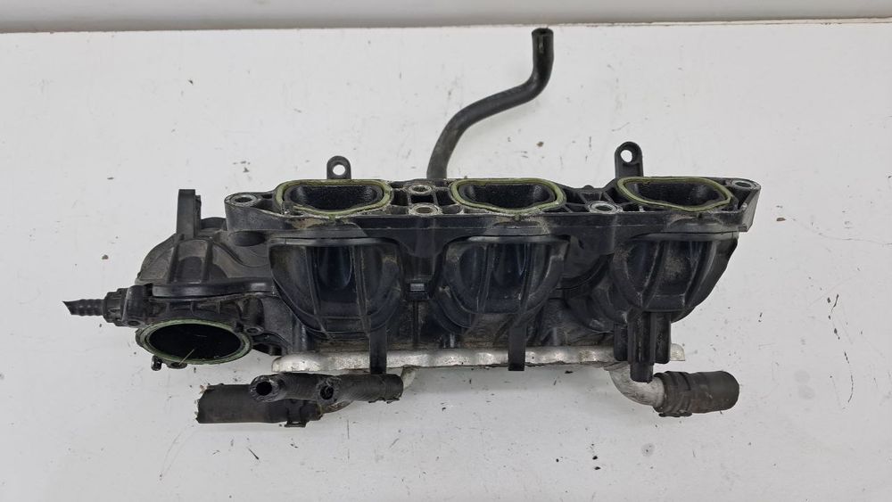 Коллектор Volkswagen Polo 1.0 TSI 2019 04C129709E