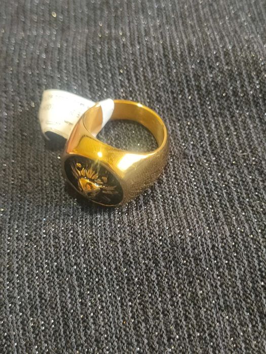 Anel Masculino Detalhado