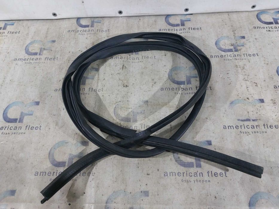 Ford Explorer 11-19 Уплотнитель дверного проема передний / задний