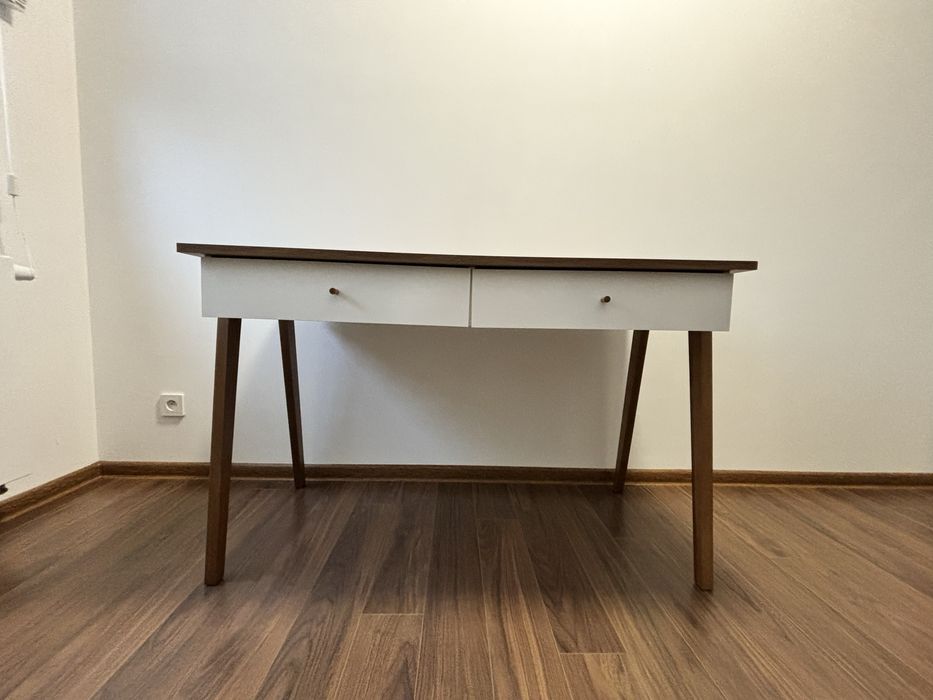 BRW biurko Heda 120 cm z 2 szufladami modrzew sibiu złoty