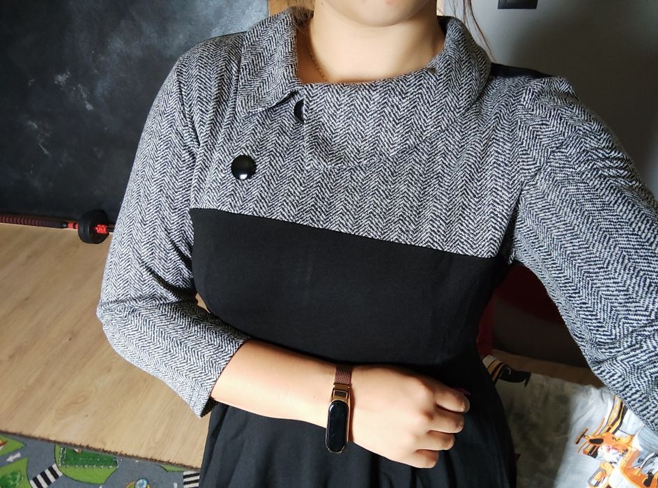 Piękna elegancka sukienka rozmiar M (na metce L)