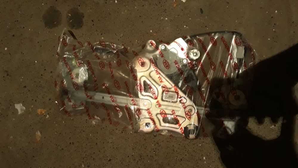 Стеклоподьемник киа