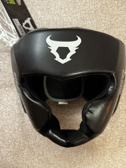 Kask bokserski nowy w z metką