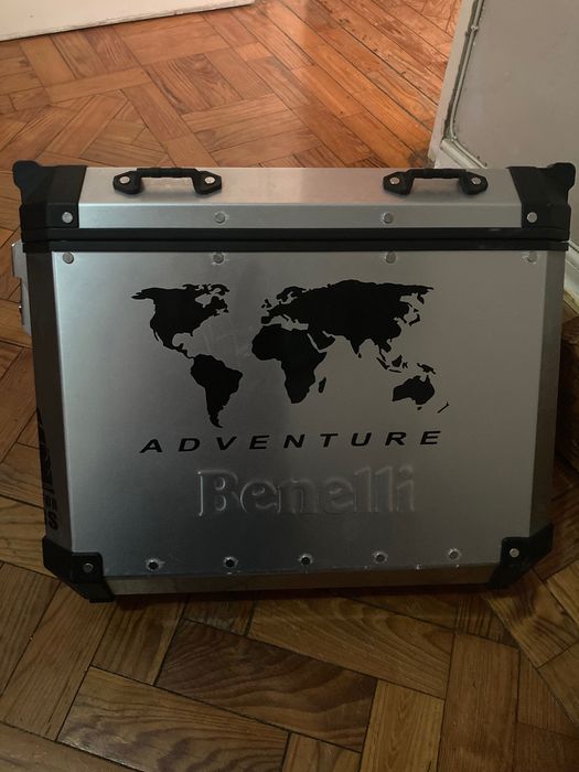 Vendo 3 malas originais de alumínio Bennelli TRK 502x