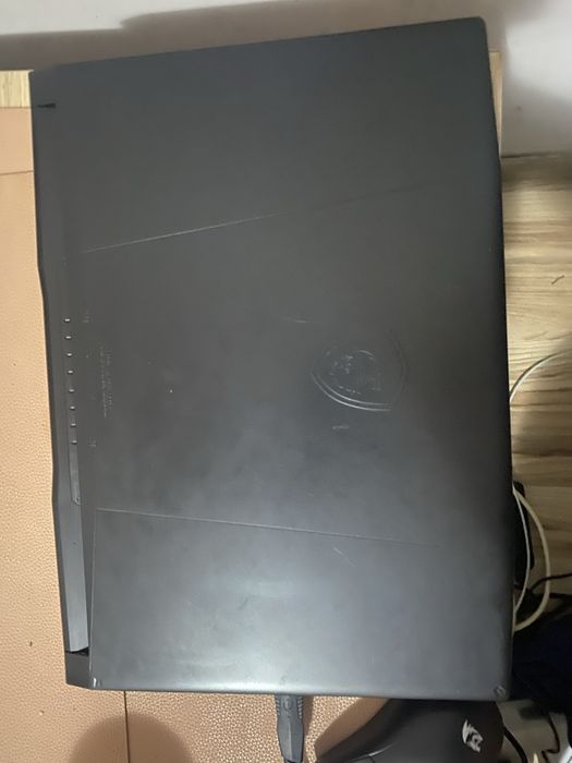 Sprzedam laptop gamingowy MSI Katana 15 B13V