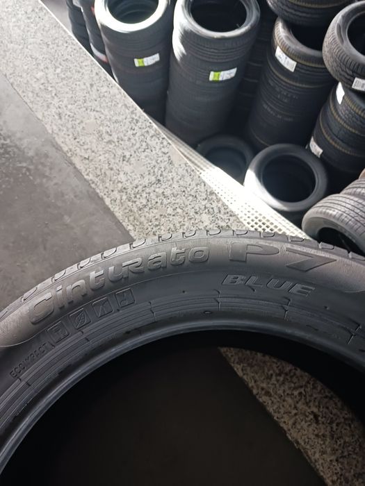 Vendo pneus semi-novos 225/50/17 Pirelli