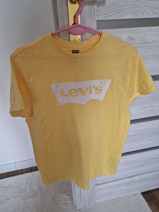 Oryginalna koszulka damska S Levis bez metki raz ubrana