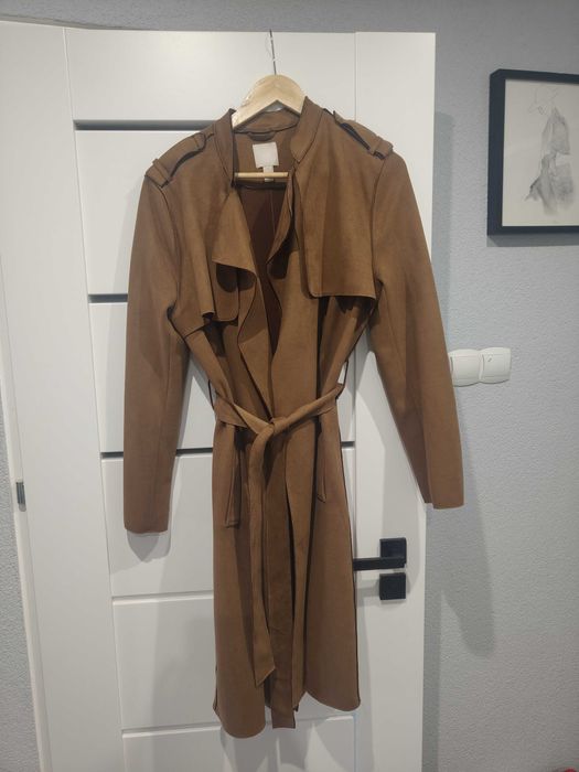 H&M brązowy karmelowy zamszowy płaszcz wiązany trencz XL