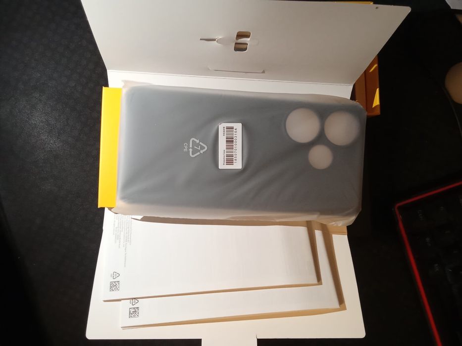 XIAOMI F6 - 12GB ram -512 GB