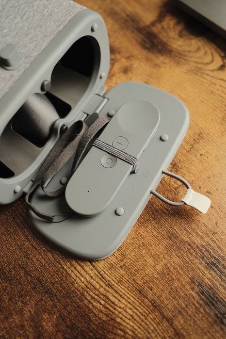 Google Daydream View 1st gen with controller - Virtual Reality VR64585888442882124