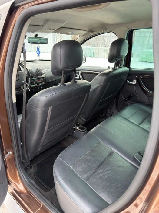 Продам Dacia Duster 2011