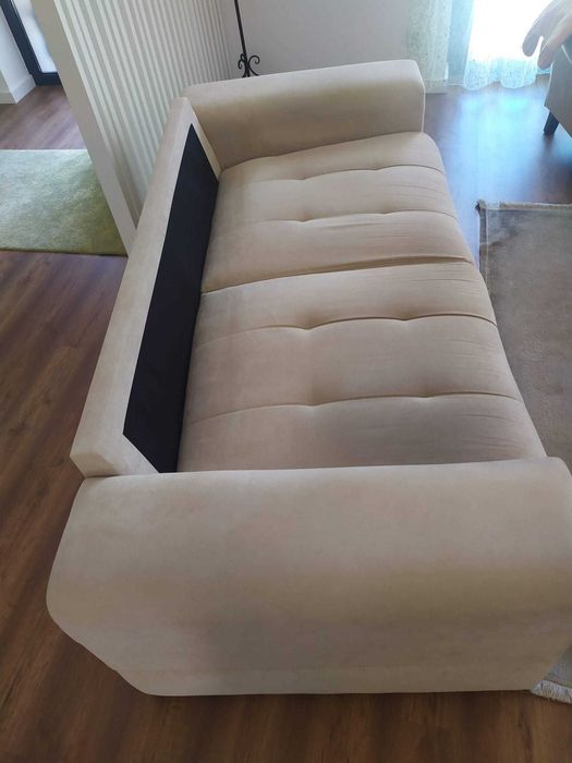 Sofá Guy Laroche Home – 3 Lugares | 400 € (Negociável)