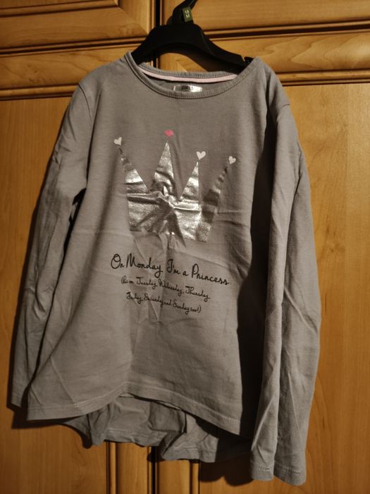 Bluzki z długim rękawem 122