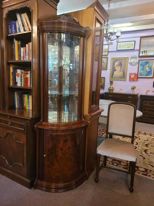 Móvel de canto com iluminação - Muito bom estado geral