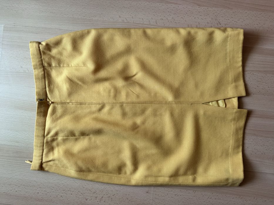 Spódnica zółta z welny merino