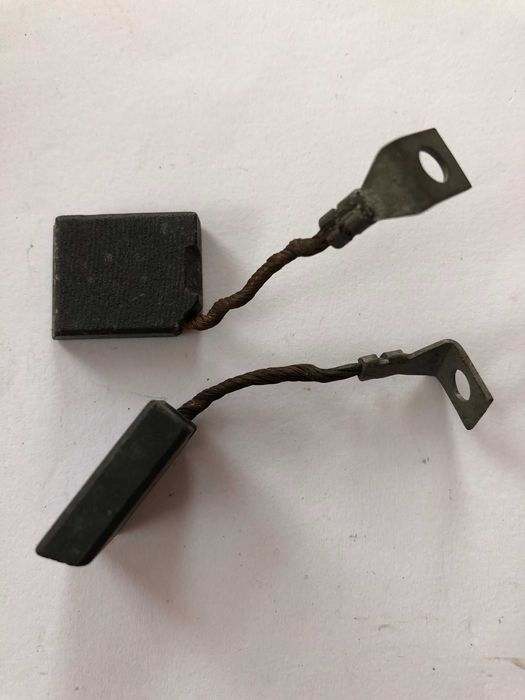 Szczotka węglowa 2 szt. 5,9 x 16,4 x 21 mm