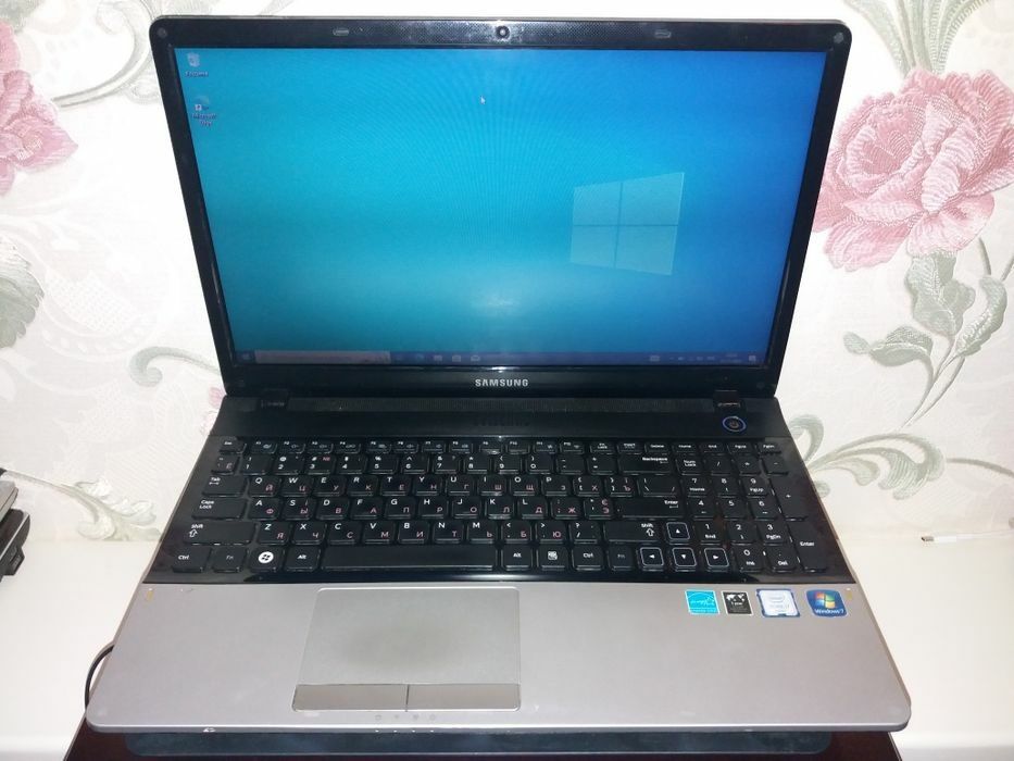 Ноутбук Samsung з Win10 швидкі для гри навчання