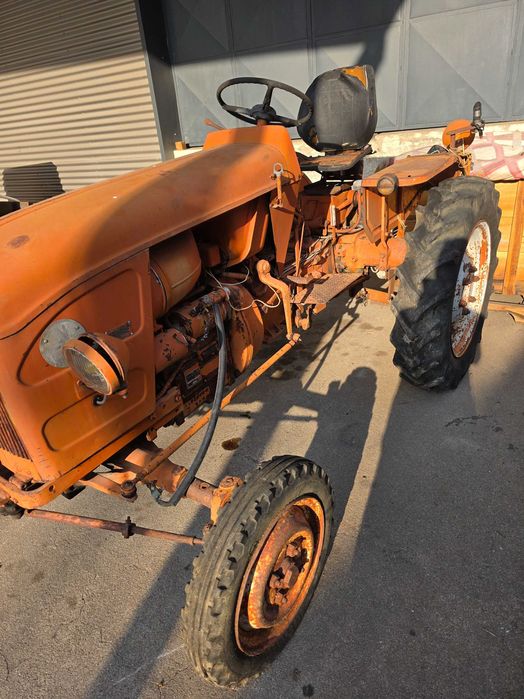 Trator renault N73 , antigo