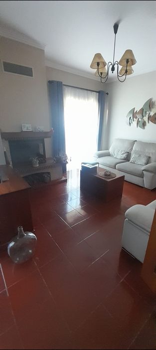 Apartamento T3 em Vila Nogueira de Azeitão