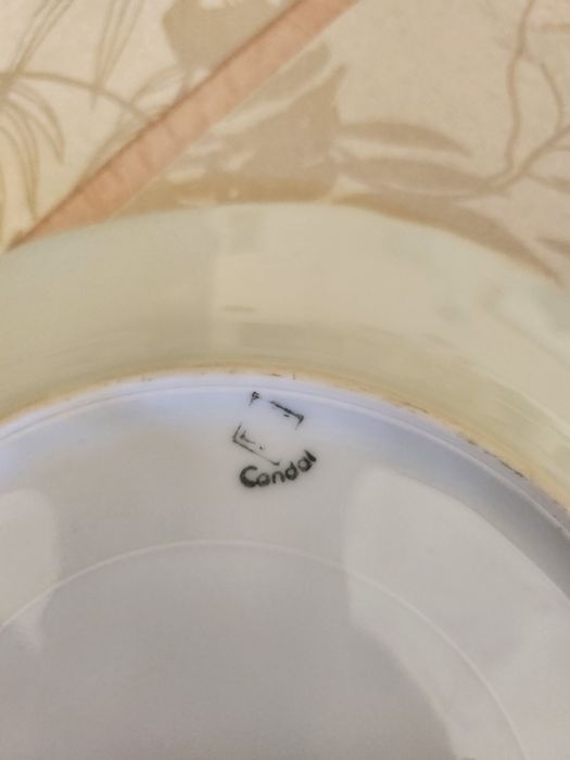 4 pratos decorativos