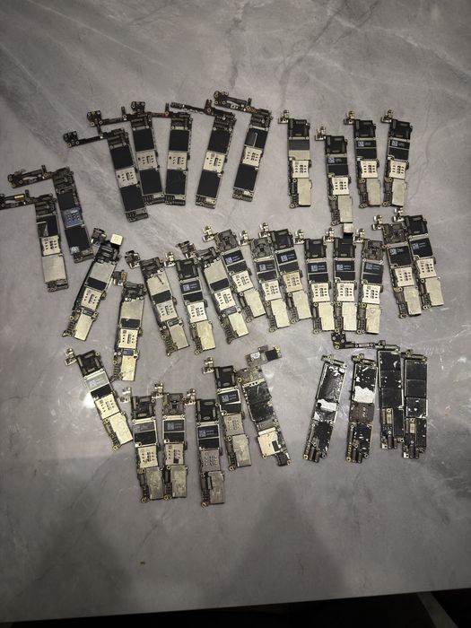 Lot Плати iphone