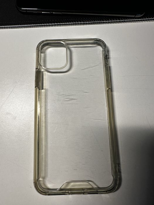Iphone 11 pro max com 64gb de espaco