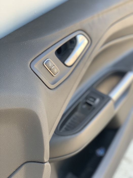 Дверная карта ford C-Max USA 2015