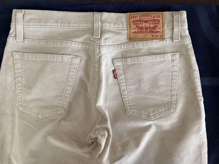 Spodnie damskie Levis