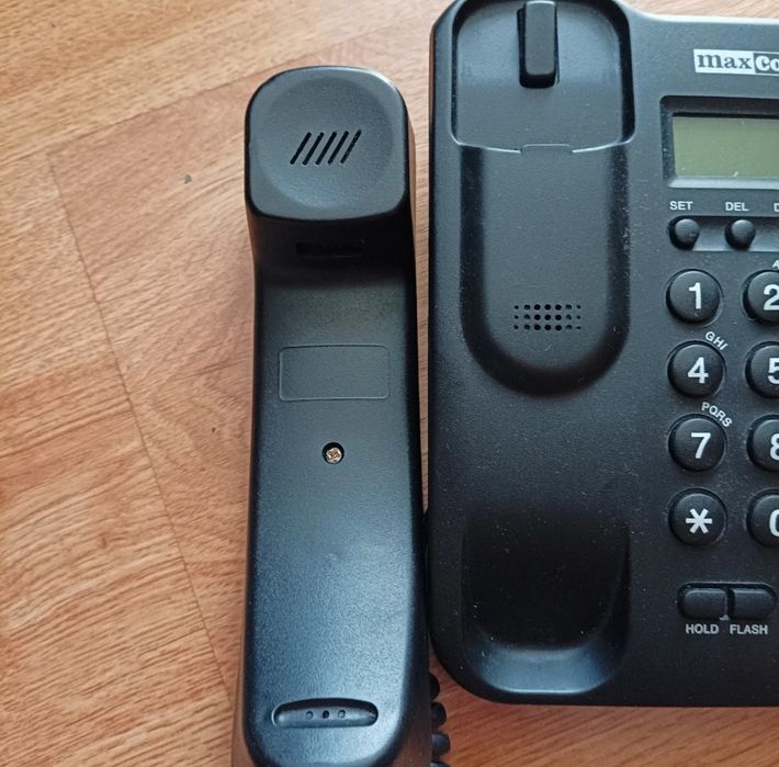 28*Aparat telefoniczny Max com