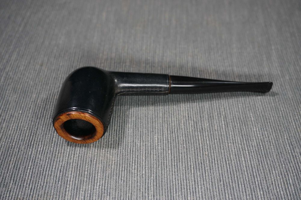 Bonito cachimbo antigo LONGCHAMP forrado a pela, em urze (França)